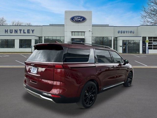 Used 2023 Kia Carnival SX Prestige FWD image 4