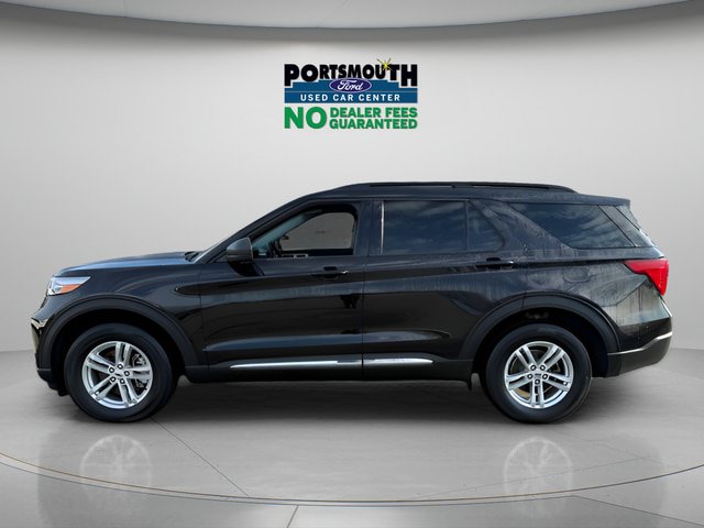 Certified 2022 Ford Explorer XLT w/ Equipment Group 202A AWD/4WD image 2