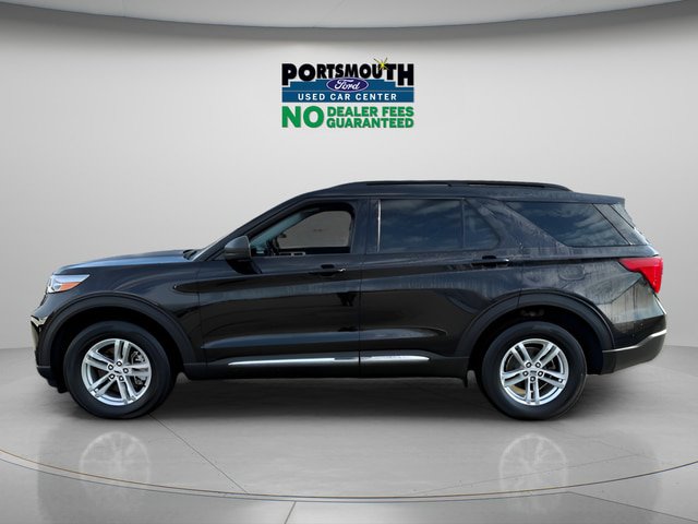 Certified 2022 Ford Explorer XLT w/ Equipment Group 202A AWD/4WD image 2