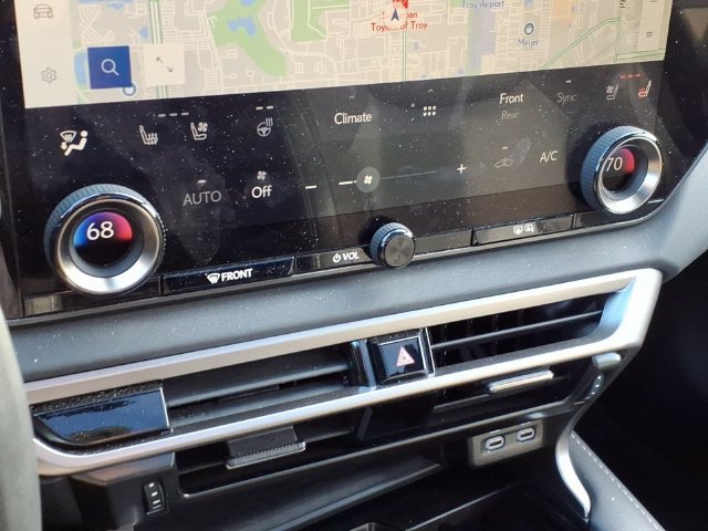 Used 2023 Lexus RX 350 w/ Cold Area Package AWD/4WD image 27