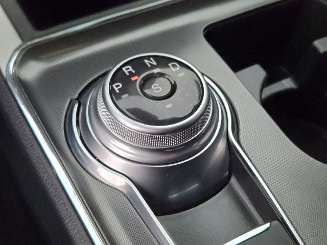 Certified 2024 Ford Edge ST-Line w/ Class II Trailer Tow Package image 30