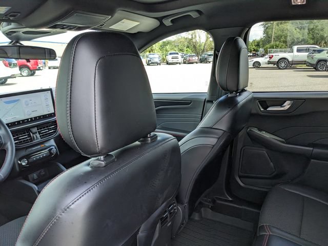 Certified 2024 Ford Escape ST-Line w/ Tech Pack #1 AWD/4WD image 19
