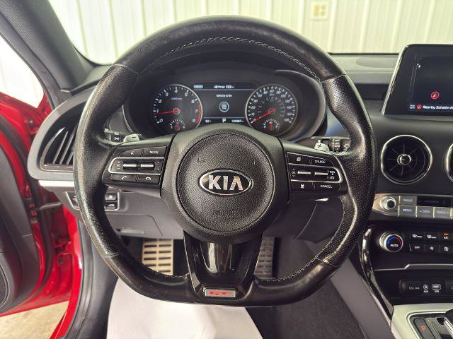 Used 2018 Kia Stinger GT2 AWD/4WD image 3
