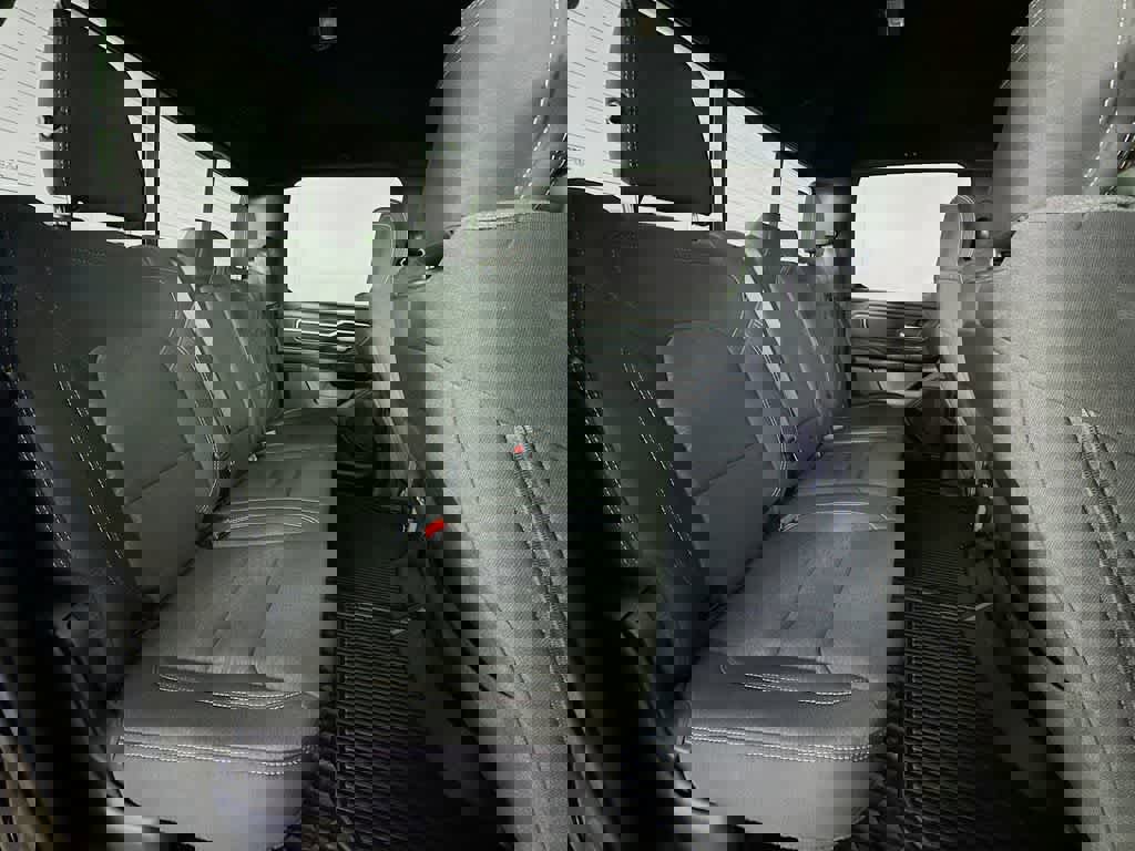 Used 2025 RAM 1500 Big Horn image 31