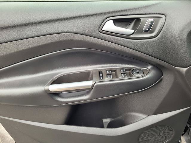 Certified 2019 Ford Escape SE FWD image 24