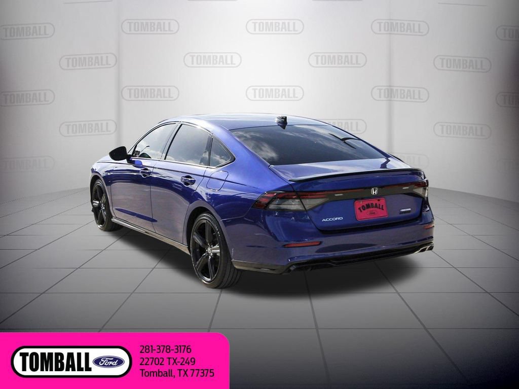 Used 2025 Honda Accord Sport image 6