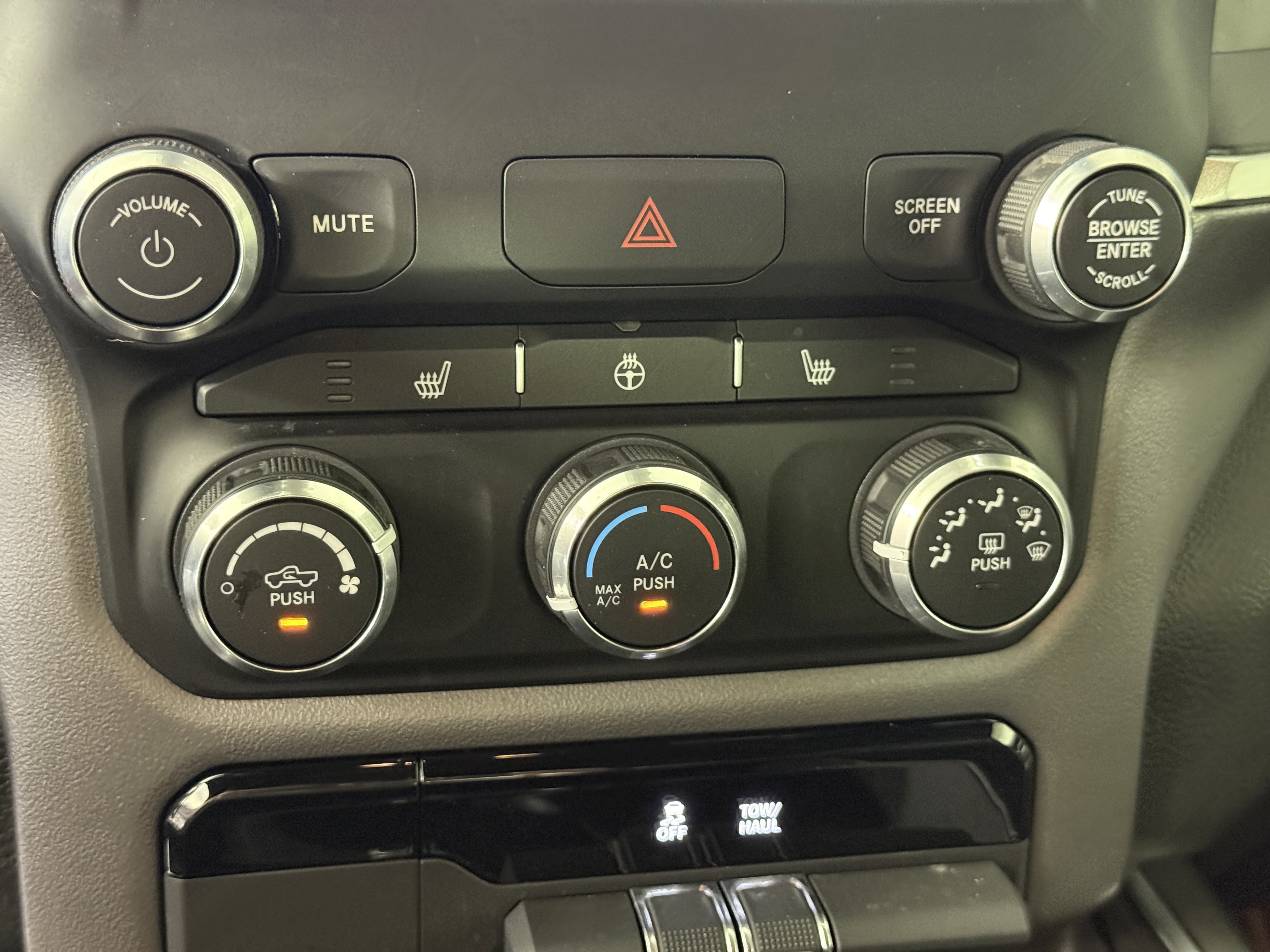 Used 2023 RAM 1500 Big Horn AWD/4WD image 21