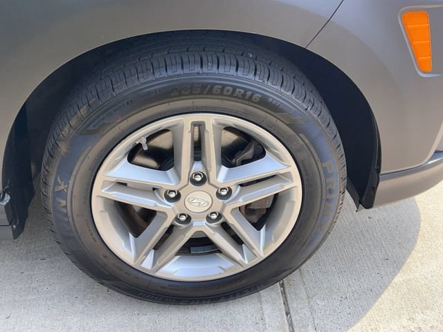 Used 2019 Hyundai Kona SE AWD/4WD image 9