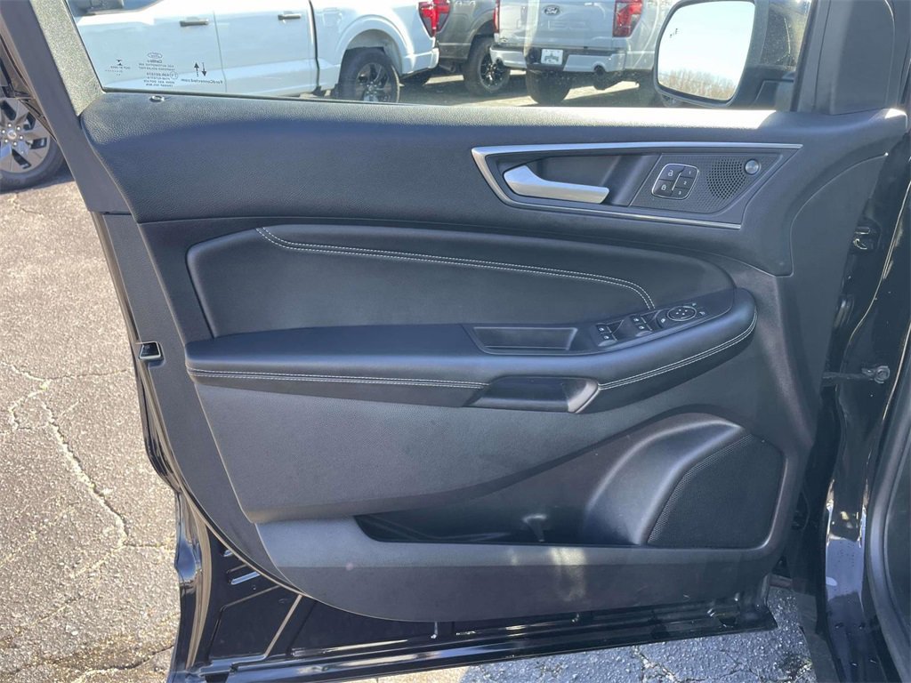 Certified 2021 Ford Edge Titanium image 15