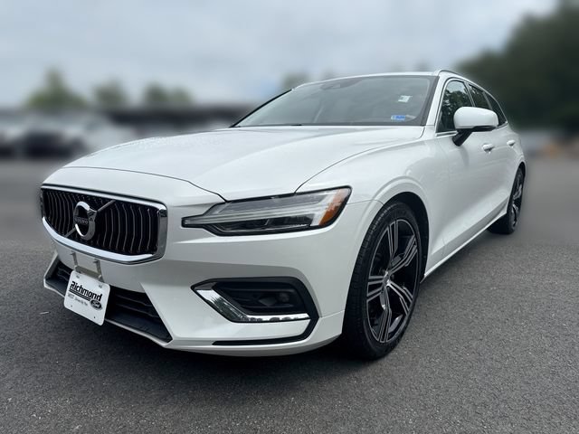 Used 2020 Volvo V60 T5 Inscription FWD image 1