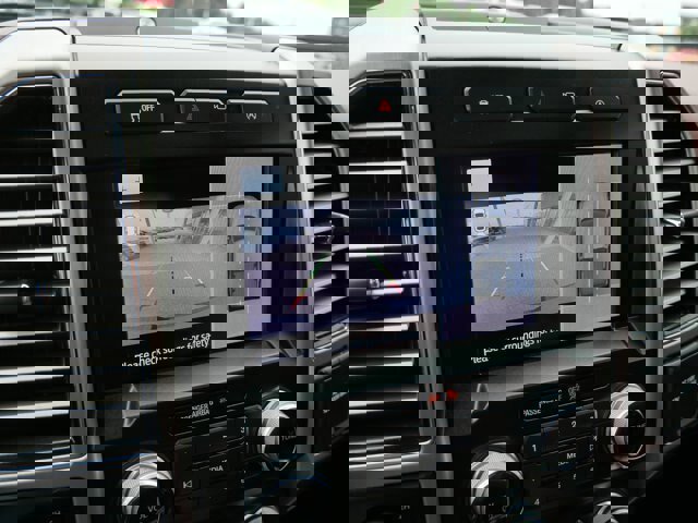 Certified 2020 Ford F150 Platinum w/ Equipment Group 701A Luxury image 34