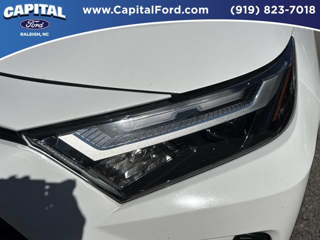Used 2025 Toyota RAV4 LE AWD/4WD image 11