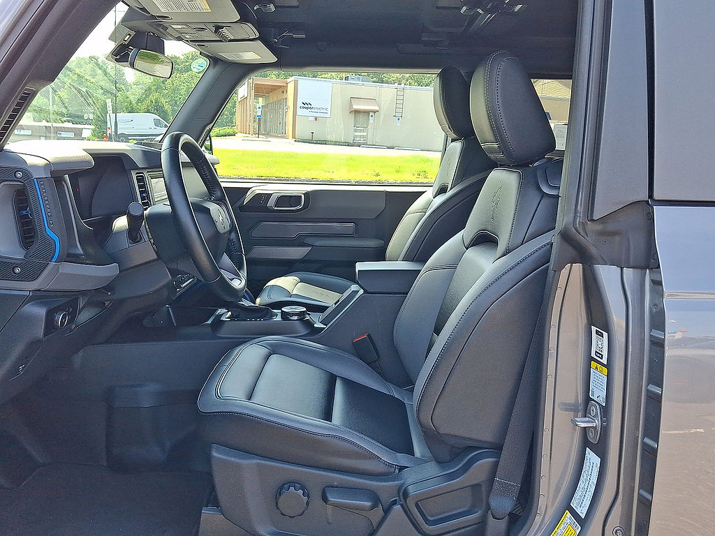 Certified 2023 Ford Bronco Black Diamond AWD/4WD image 17