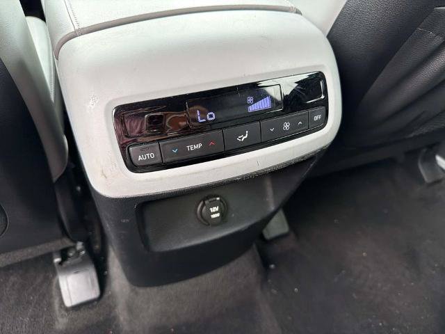 Used 2025 Hyundai Palisade SEL AWD/4WD image 25