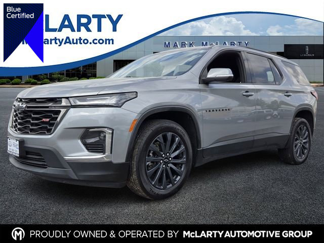 Used 2023 Chevrolet Traverse RS