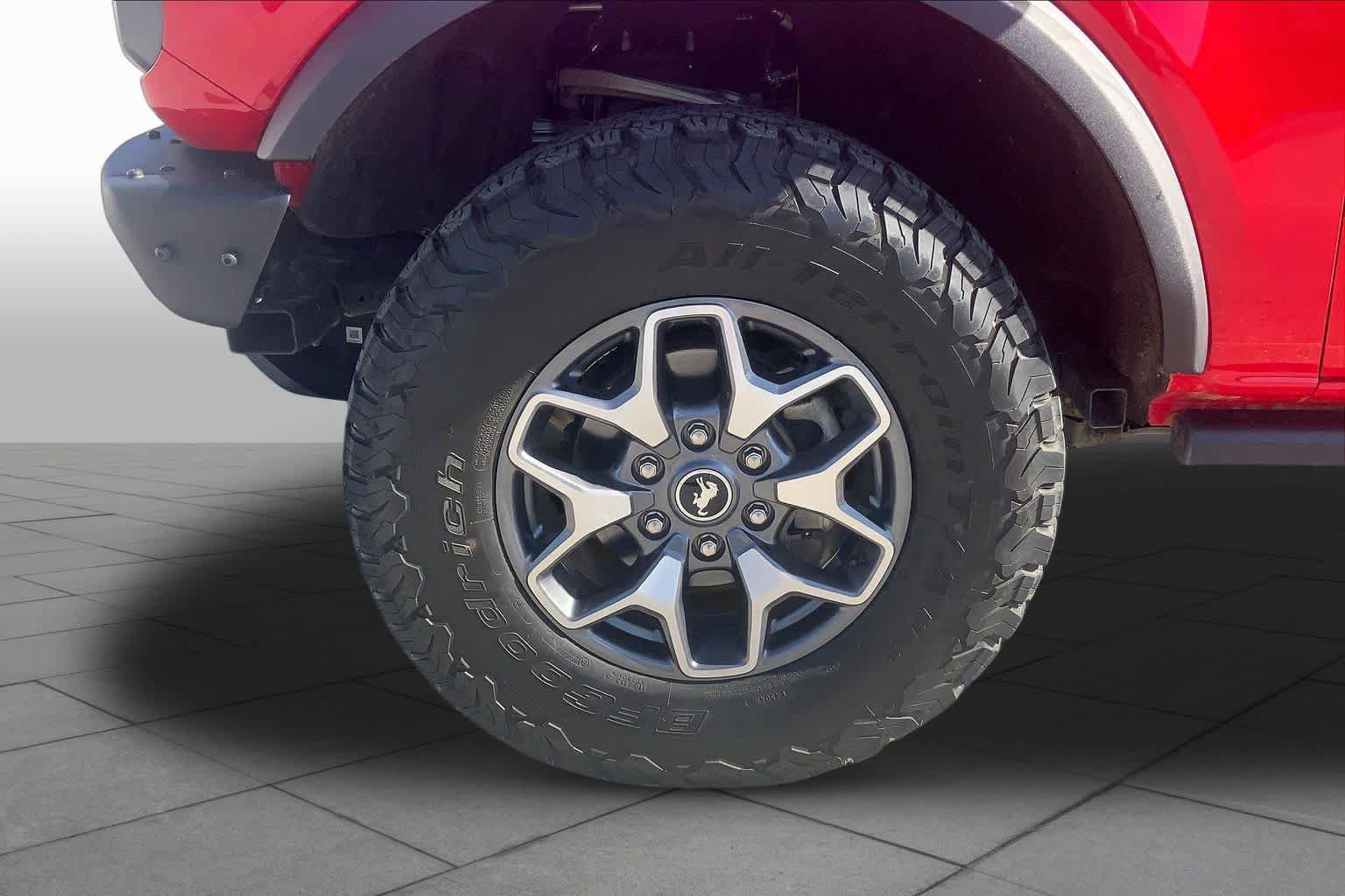 Certified 2024 Ford Bronco Badlands AWD/4WD image 11