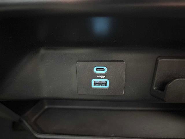 Certified 2022 Ford F150 XLT w/ Equipment Group 302A High image 35