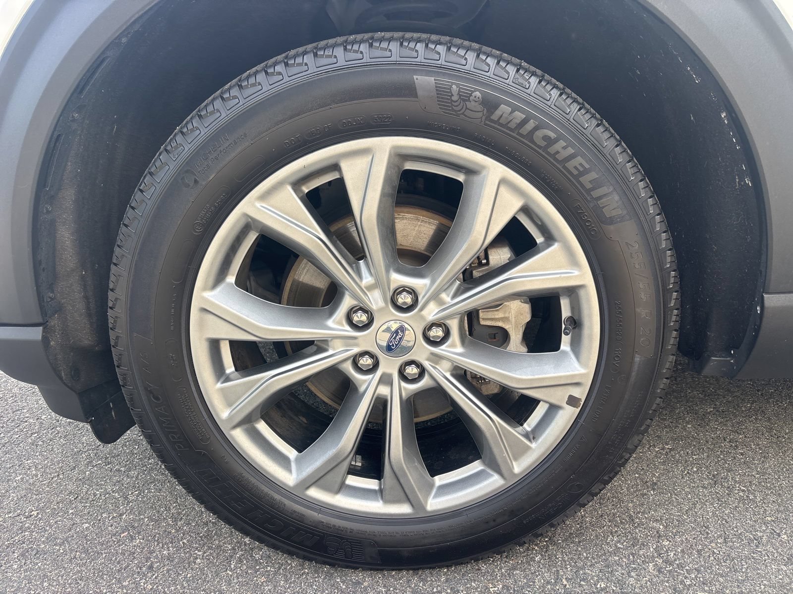 Certified 2023 Ford Explorer Limited w/ Limited Technology Package AWD/4WD image 60