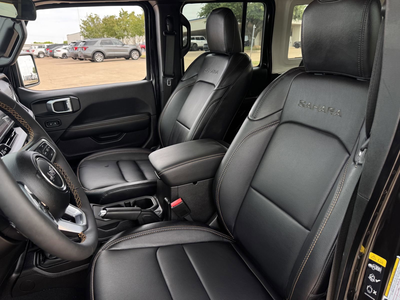 Used 2024 Jeep Wrangler Sahara w/ Safety Group image 25