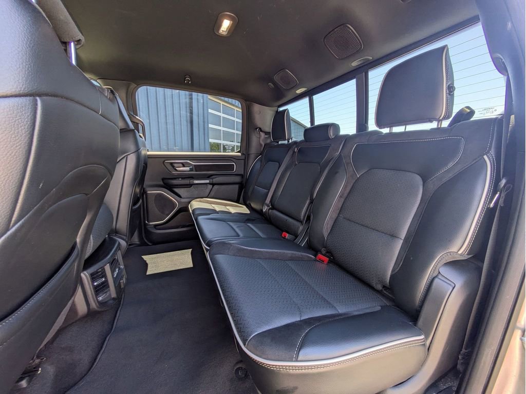 Used 2025 RAM 1500 Laramie AWD/4WD image 29