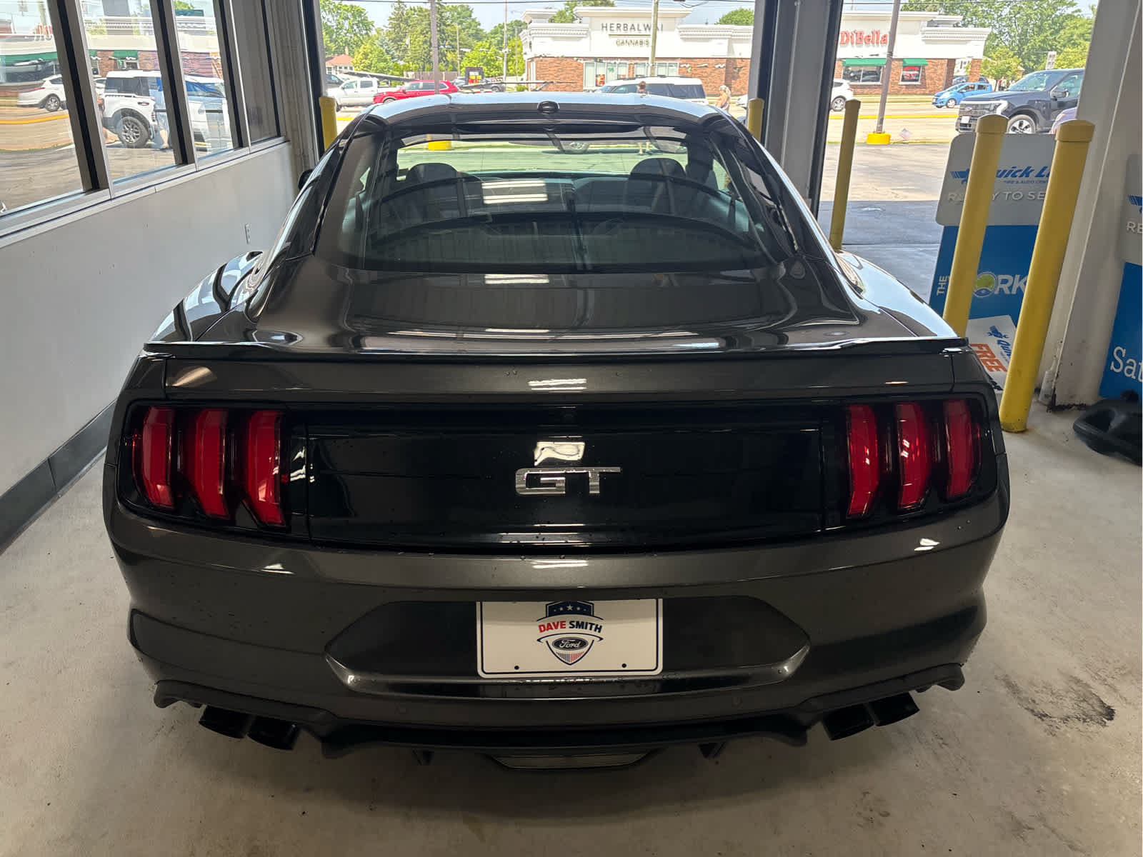Certified 2019 Ford Mustang GT RWD image 9