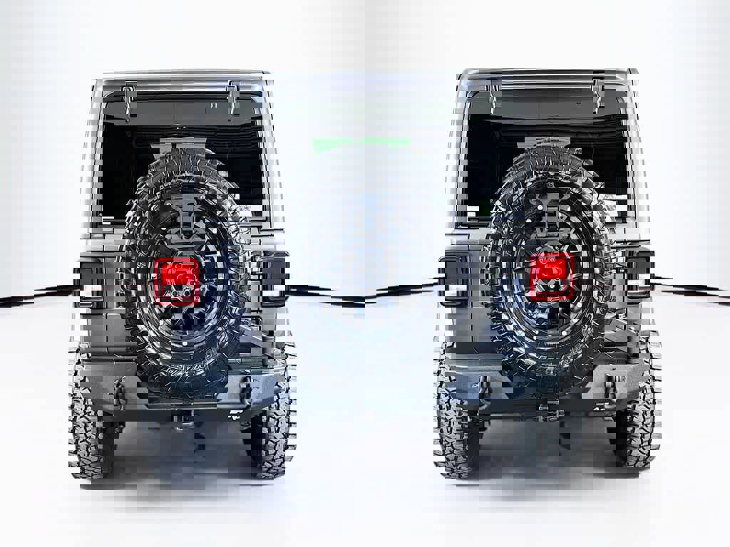 Used 2022 Jeep Wrangler Unlimited Willys image 4