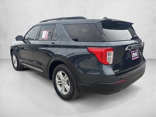 Certified 2023 Ford Explorer XLT RWD image 3