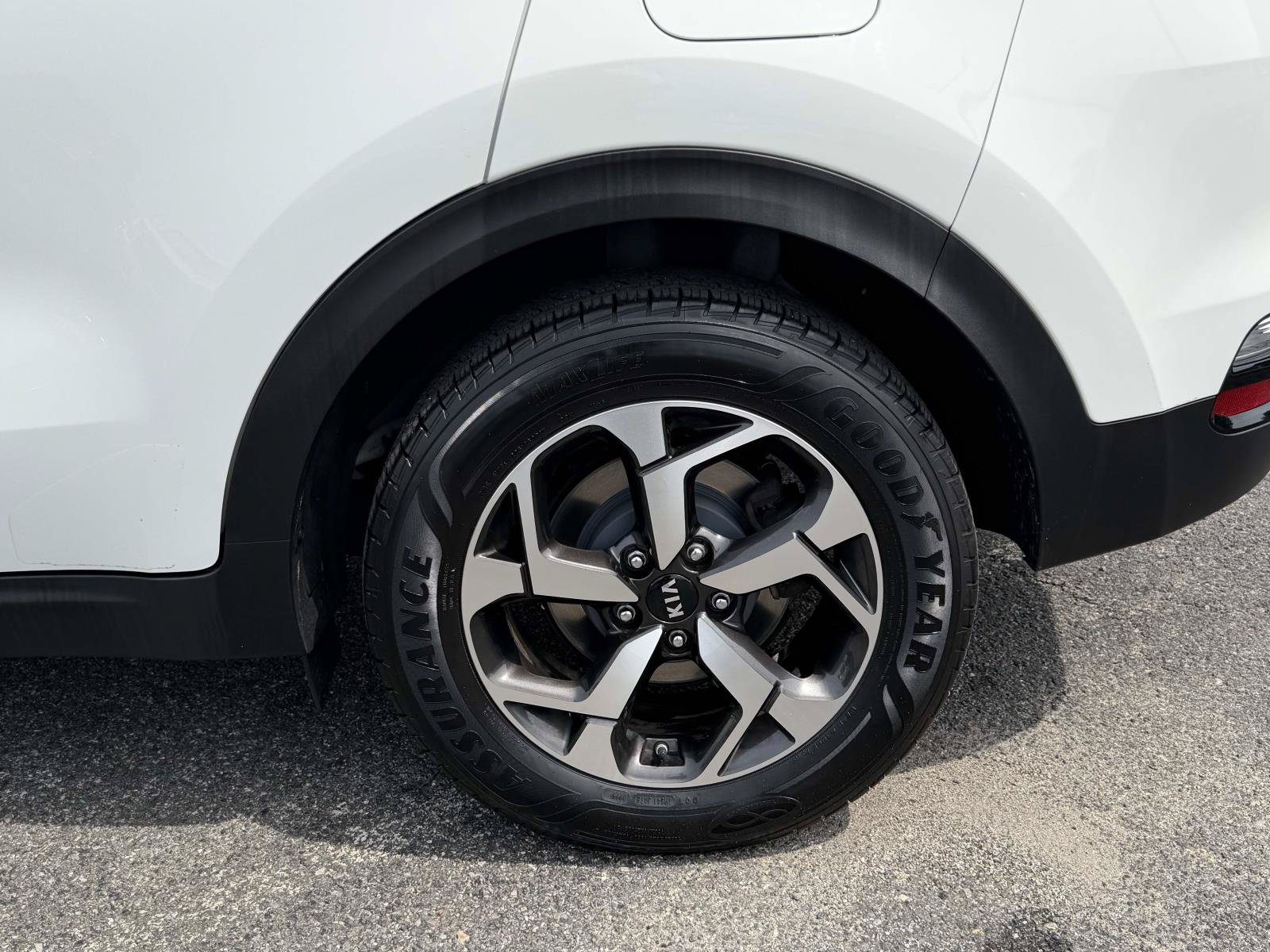 Used 2020 Kia Sportage LX AWD/4WD image 33