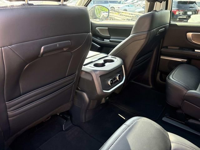 Certified 2025 Ford Expedition Max Platinum AWD/4WD image 17