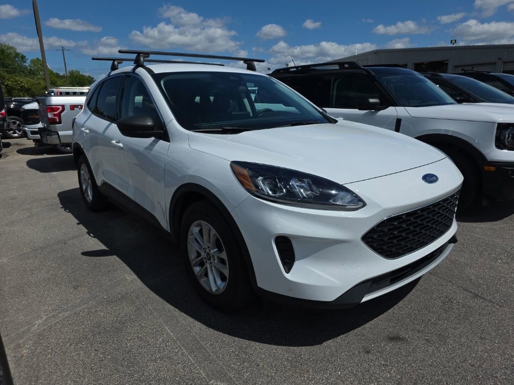 Certified 2022 Ford Escape SE w/ Convenience Package FWD image 2