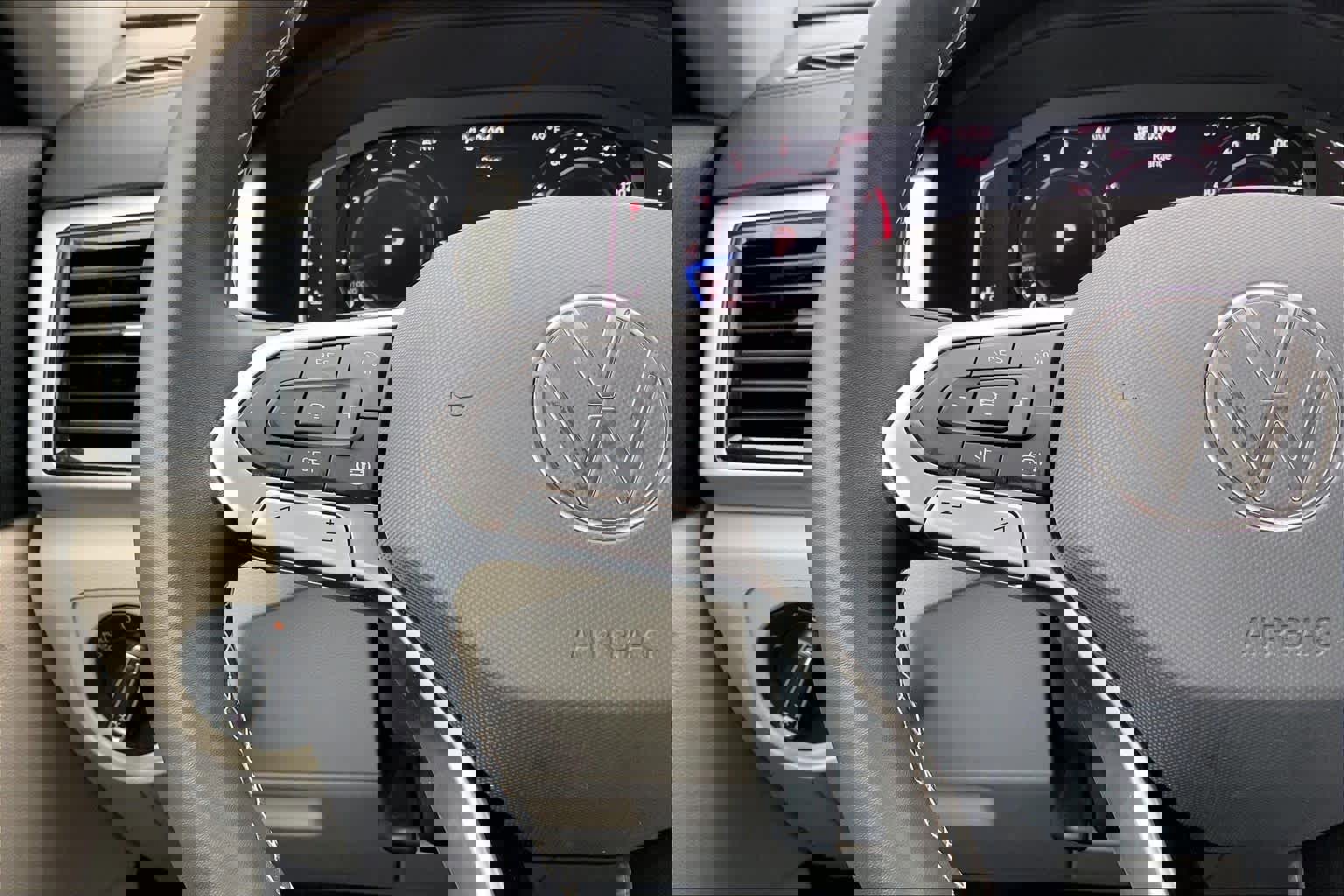 Used 2023 Volkswagen Atlas SE w/ Black Wheel Package image 23