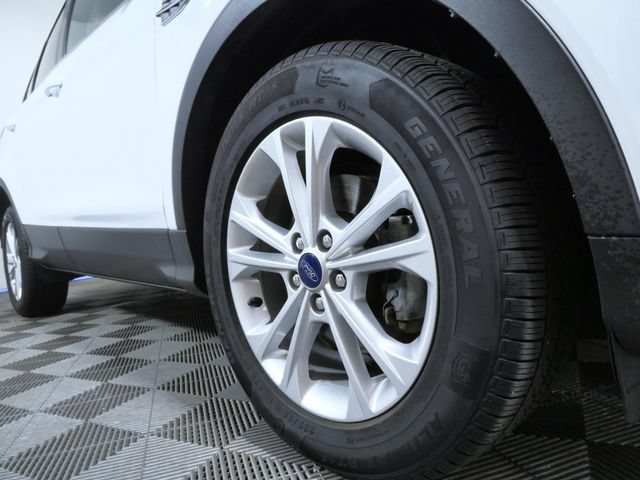 Certified 2019 Ford Escape SE FWD image 2