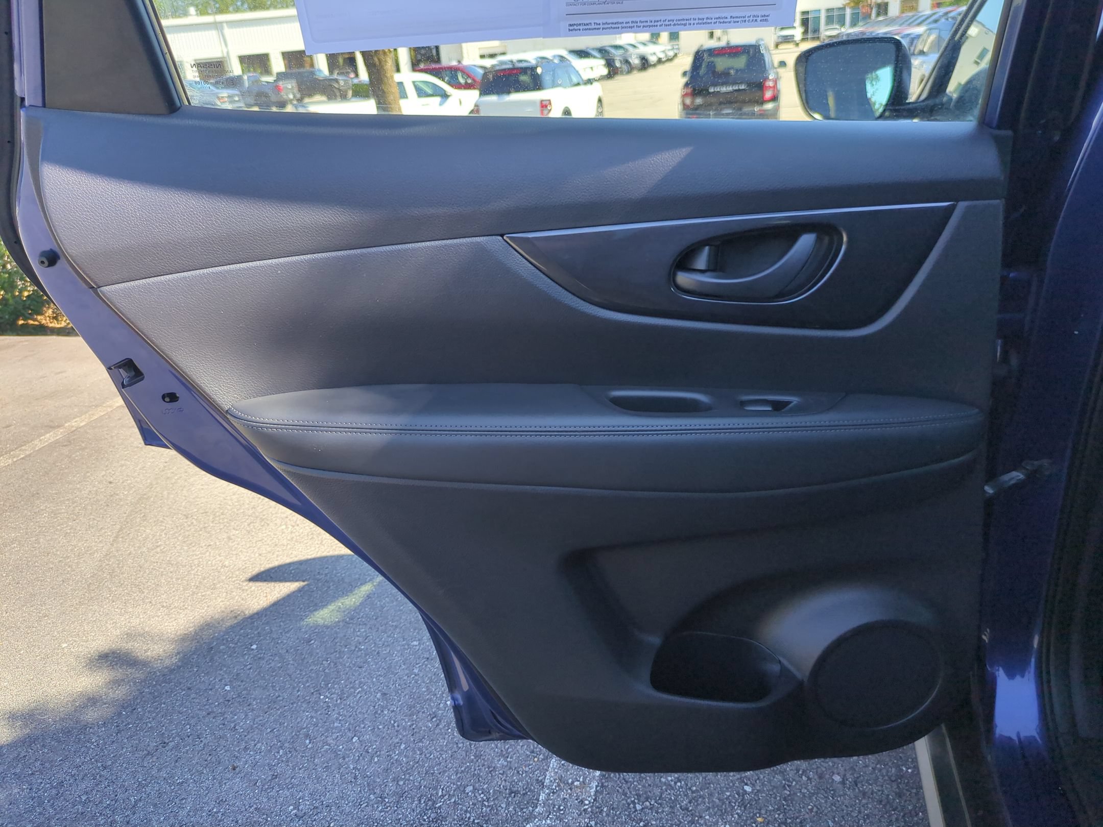 Used 2019 Nissan Rogue S AWD/4WD image 25