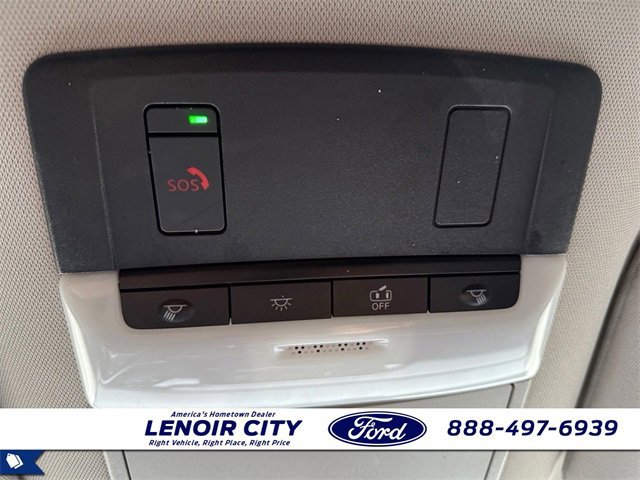 Used 2023 Nissan Pathfinder SL image 17