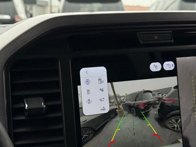 Certified 2025 Ford F150 Platinum AWD/4WD image 19