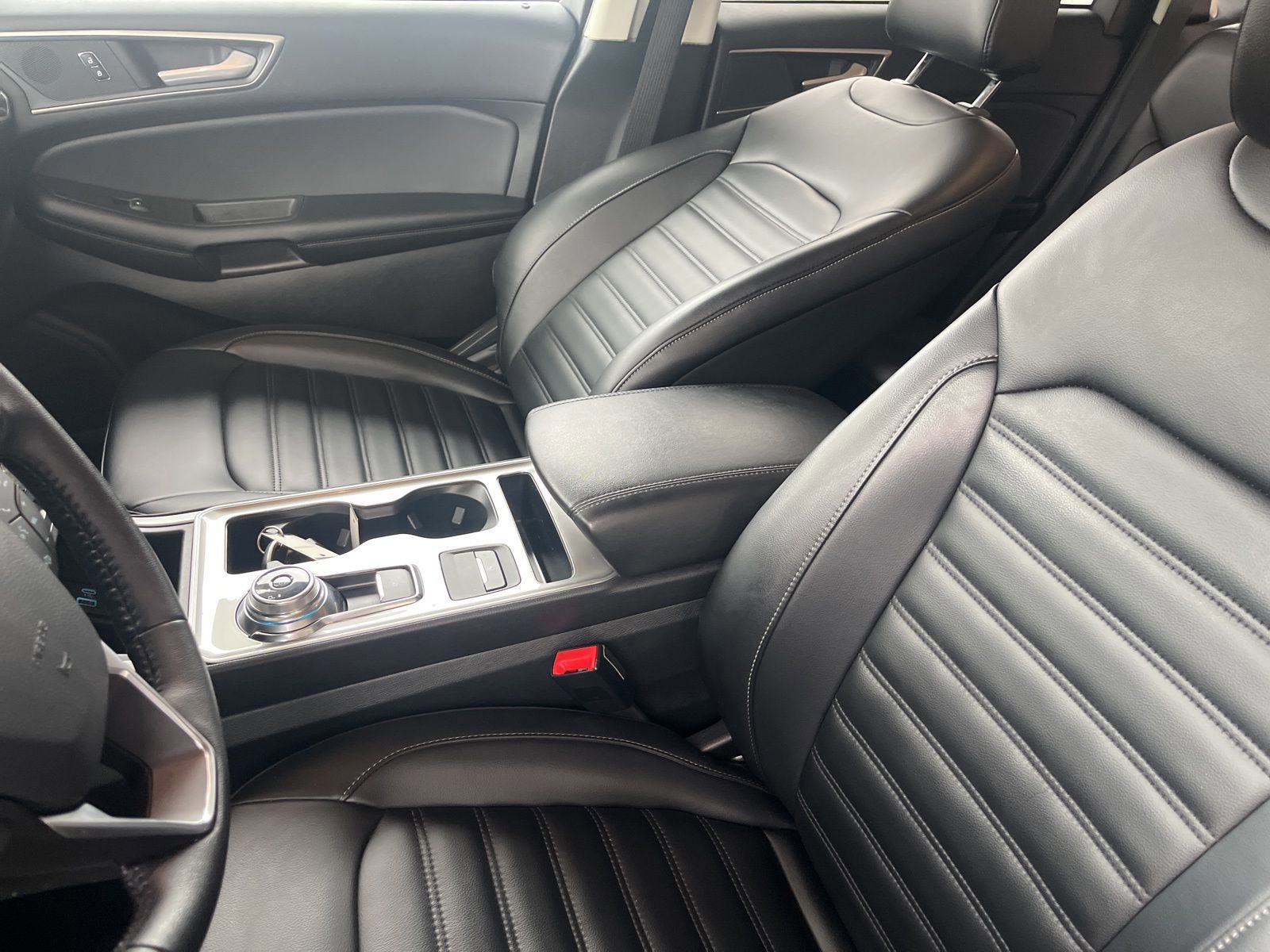 Certified 2024 Ford Edge SEL w/ Convenience Package image 10