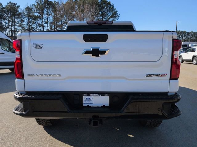 Used 2025 Chevrolet Silverado 1500 ZR2 w/ Technology Package image 6