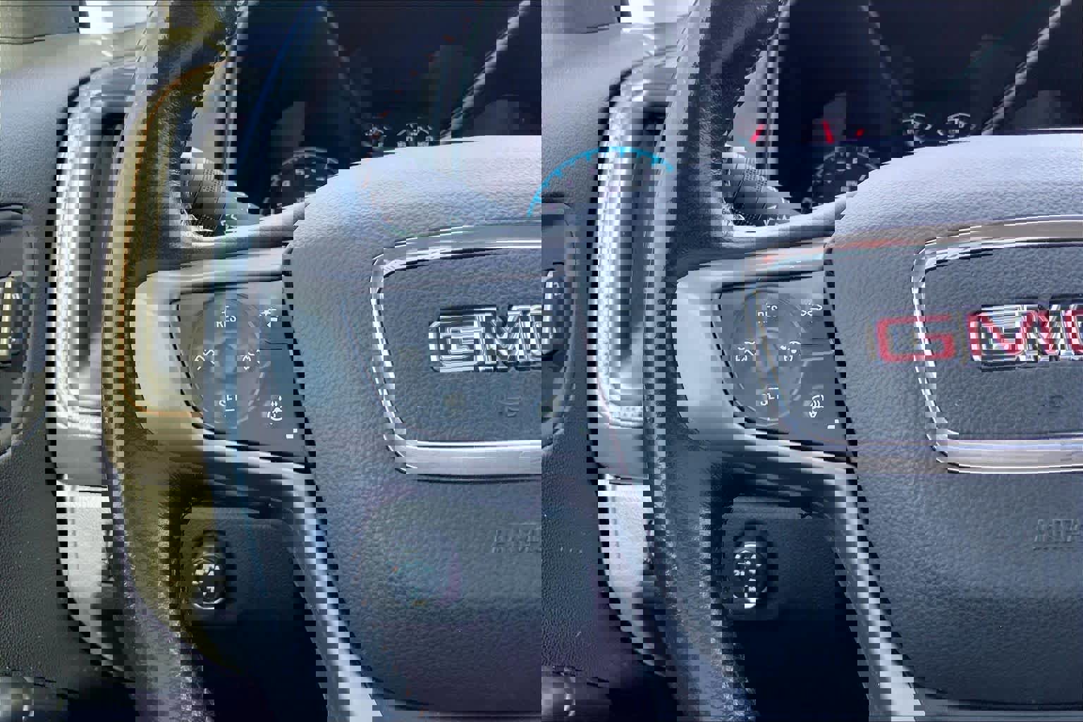 Used 2022 GMC Canyon AT4 w/ Driver Alert Package image 23