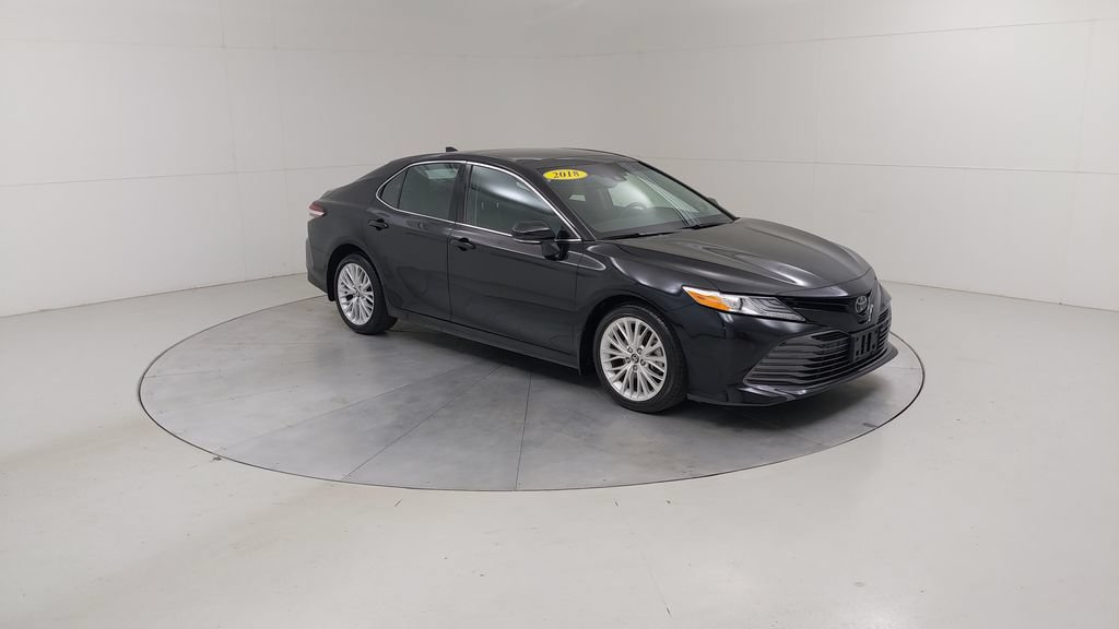 Used 2018 Toyota Camry XLE FWD image 10