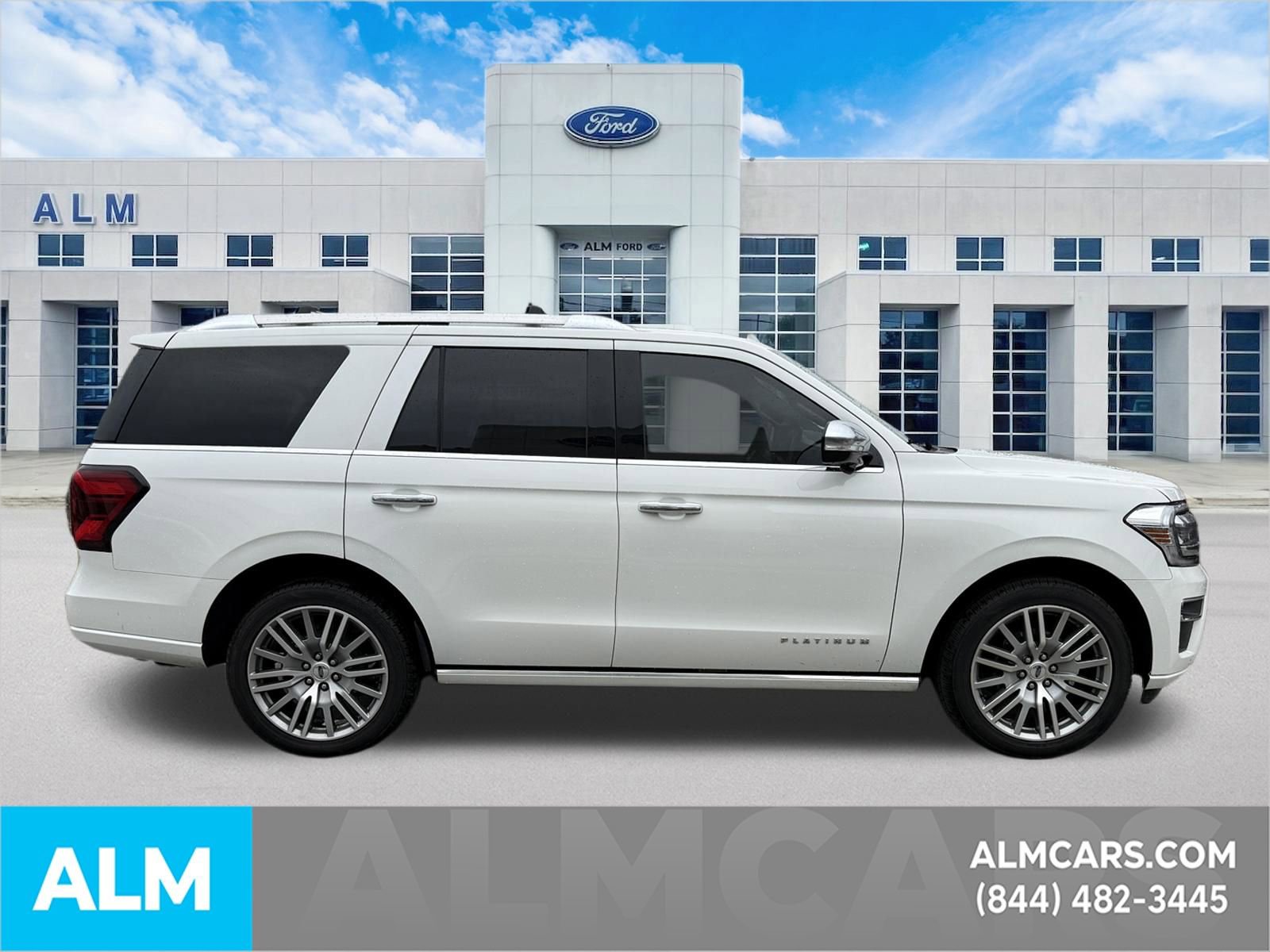 Certified 2022 Ford Expedition Platinum image 5