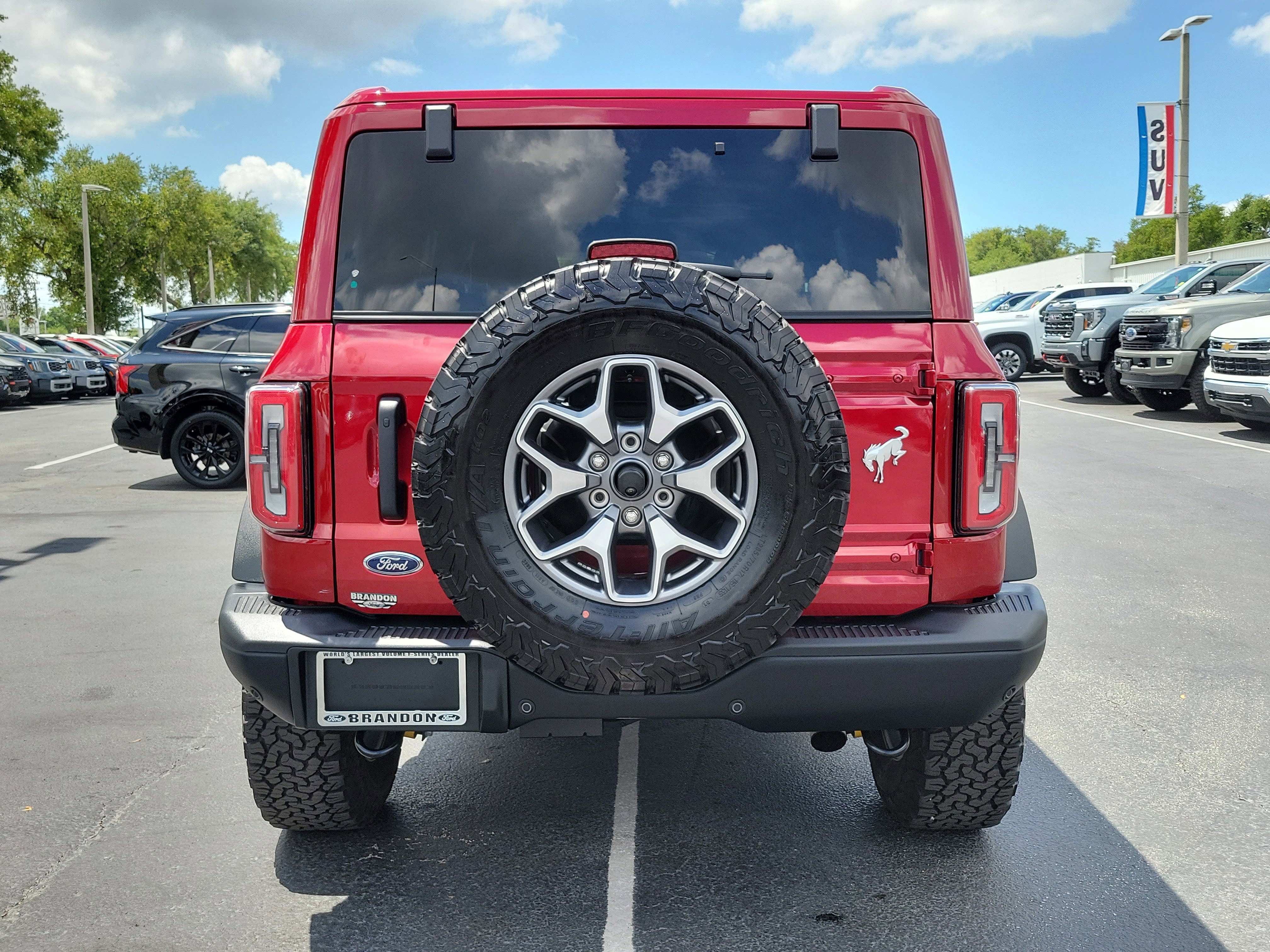 Certified 2025 Ford Bronco Badlands AWD/4WD image 8