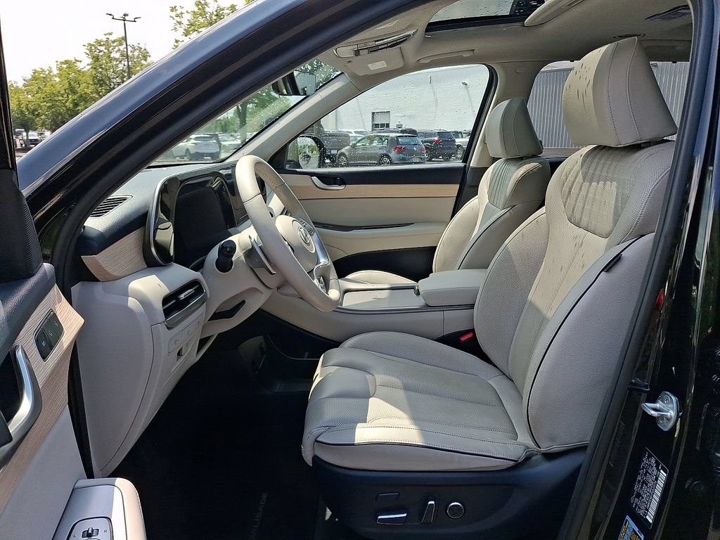 Used 2023 Hyundai Palisade Limited AWD/4WD image 15
