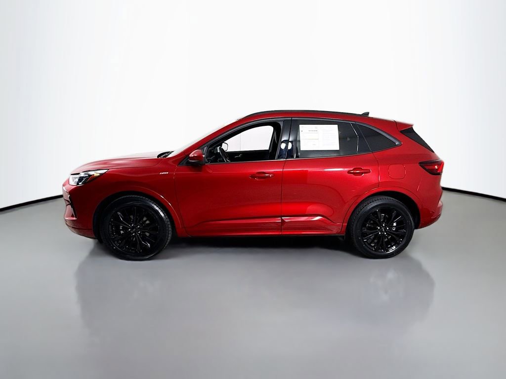 Certified 2023 Ford Escape ST-Line Elite w/ Premium Technology Package AWD/4WD image 8