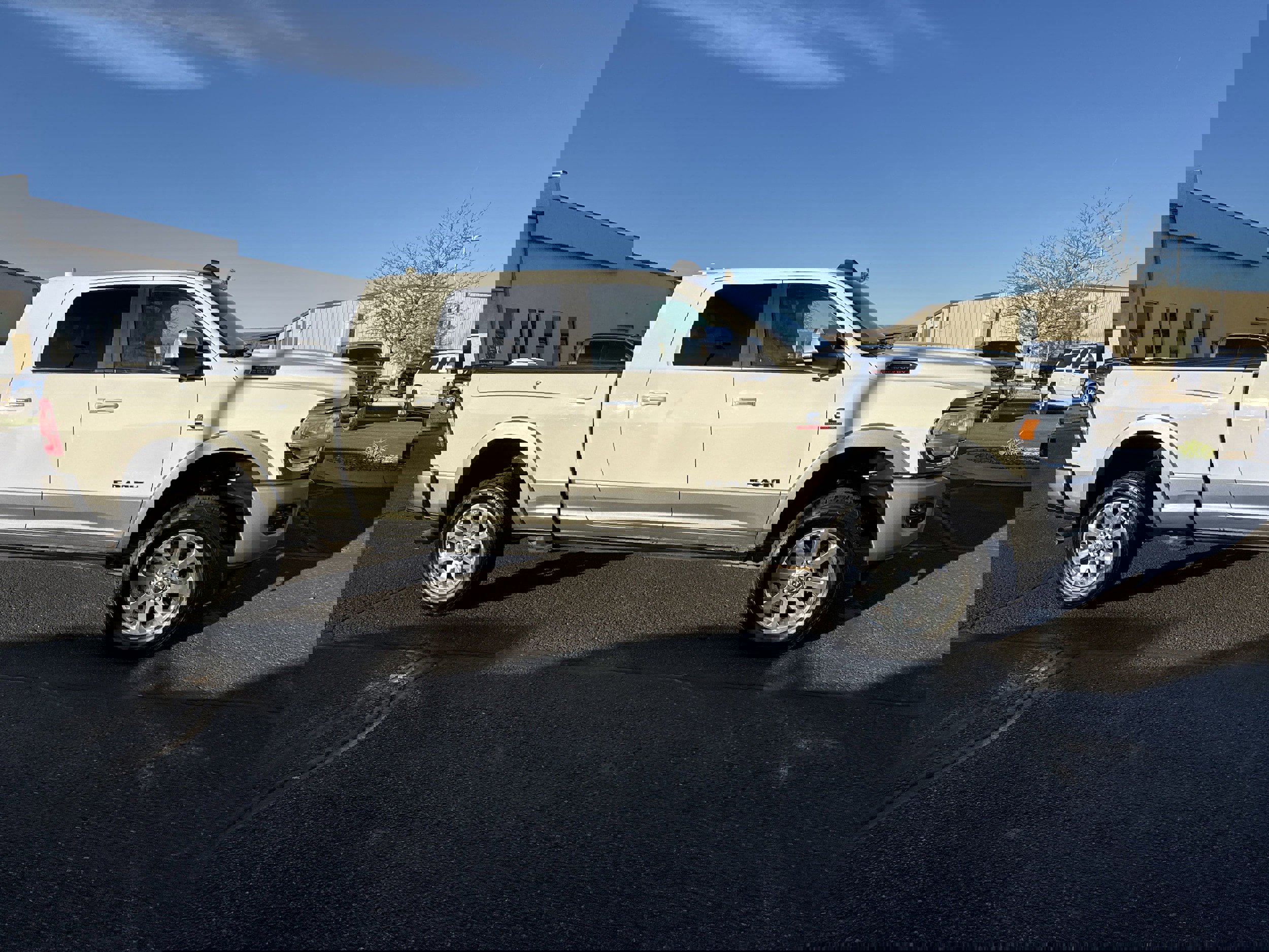 Used 2020 RAM 2500 Laramie image 2