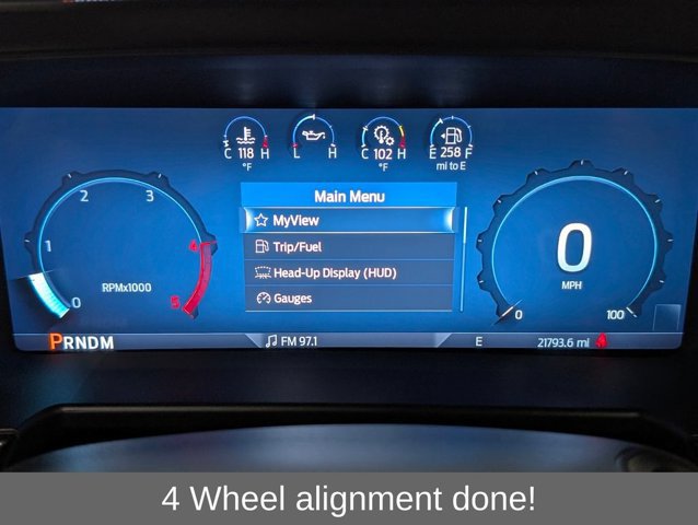Certified 2025 Ford F250 Platinum w/ Platinum Plus Package AWD/4WD image 4