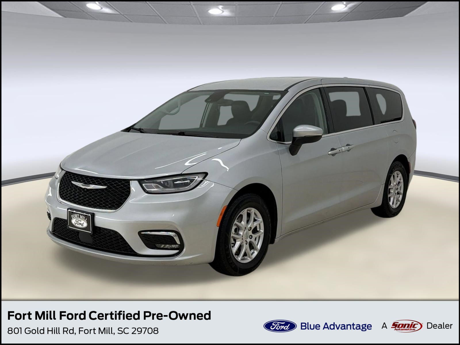 Used 2023 Chrysler Pacifica Touring-L