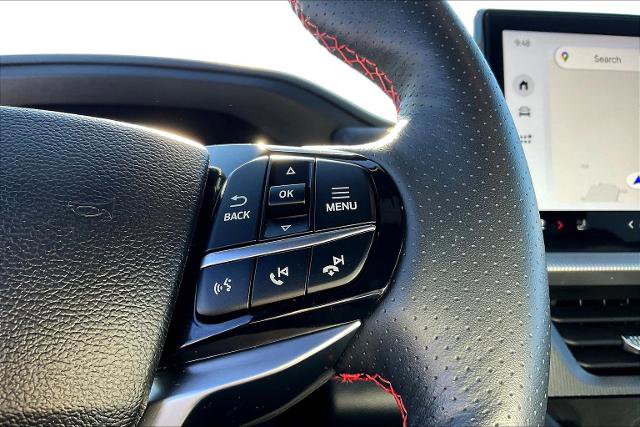 Certified 2025 Ford Explorer ST-Line w/ ST-Line Street Pack image 21