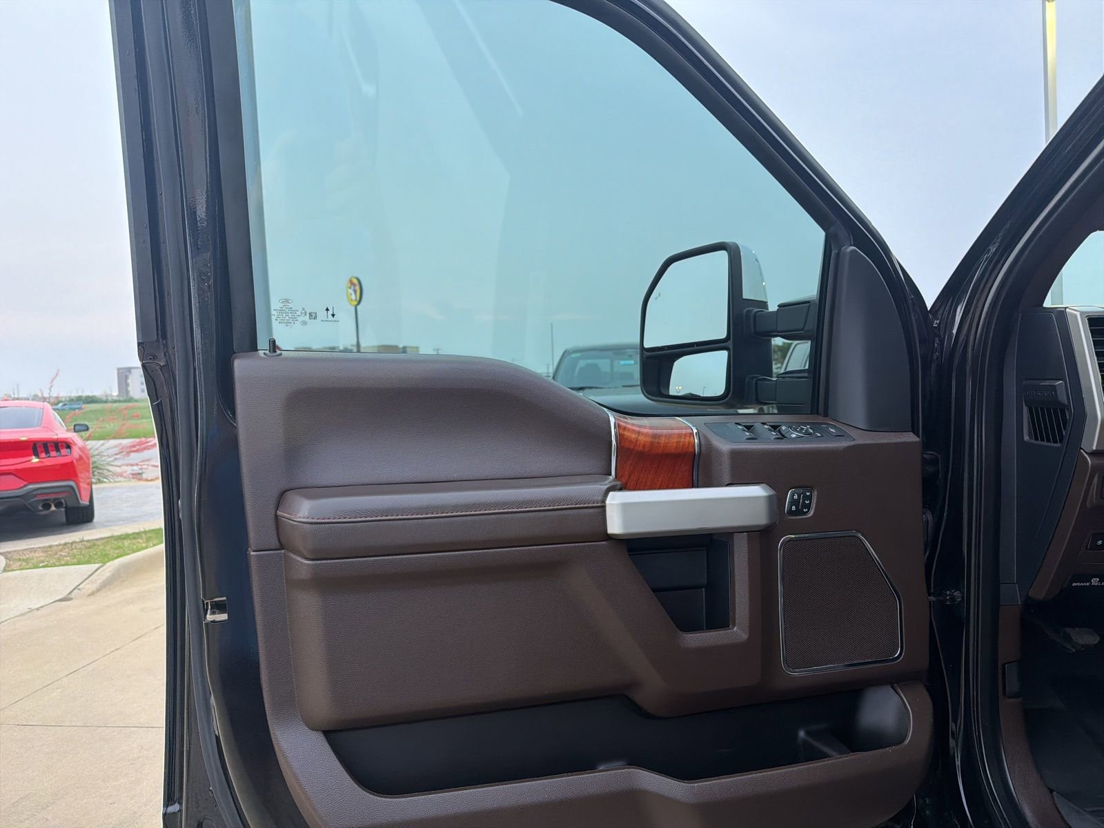 Certified 2022 Ford F250 King Ranch w/ King Ranch Ultimate Package AWD/4WD image 14