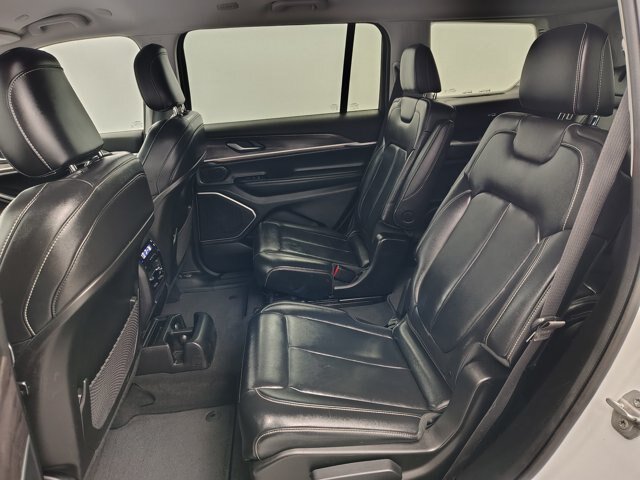 Used 2022 Jeep Grand Cherokee L Limited AWD/4WD image 25