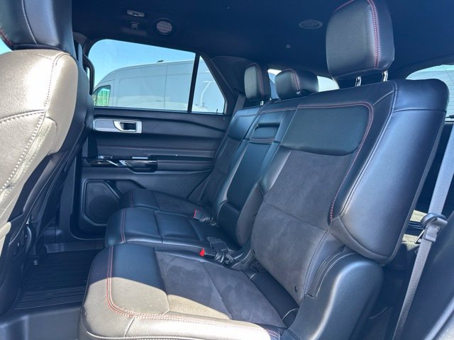 Certified 2023 Ford Explorer ST-Line AWD/4WD image 10